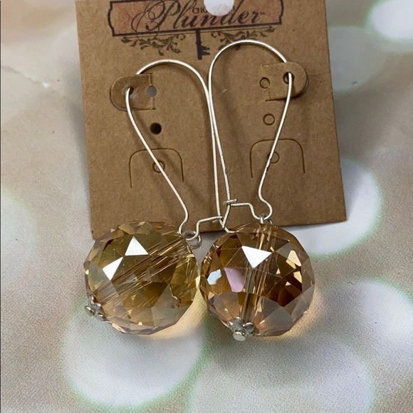 Plunder Design Jewelry Set - Marci Necklace and Rose Earrings - NEW in Box! - Picture 5 of 5